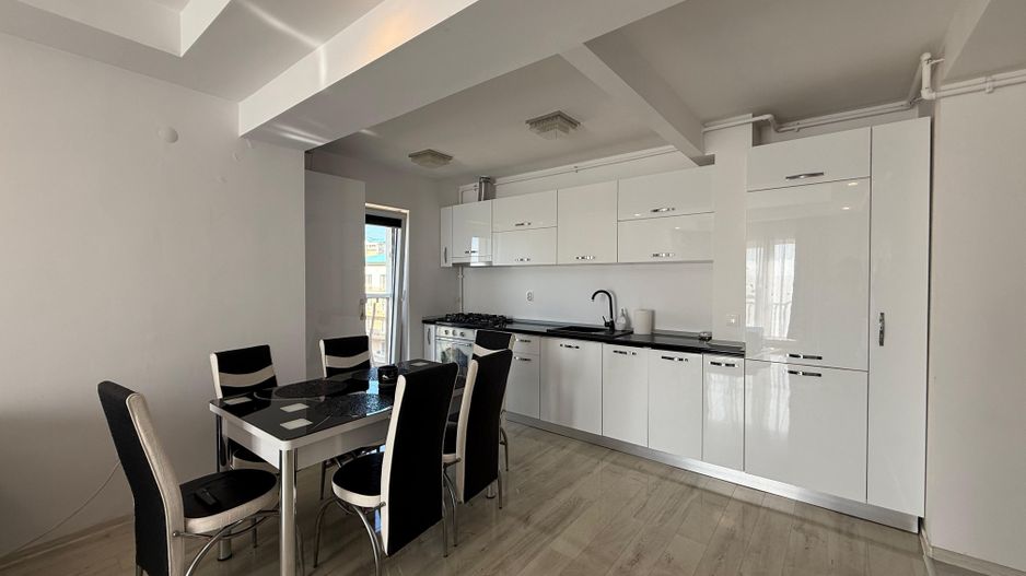 COSMOPOLIS - Apartament cu 2 camere, mobilat si utilat. - Poză 5