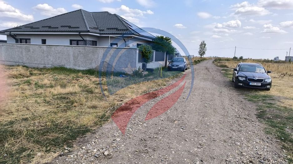 Teren intravilan de vanzare in Pielesti - Poză 8