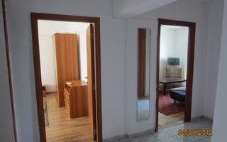 proprietar 2 camere decomandat Obor langa metrou - Poză 7