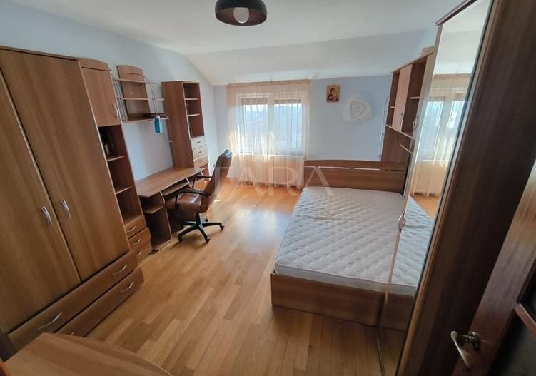 Casă spațioasă și luminoasă, cu teren generos, zona Europa - Poză 8