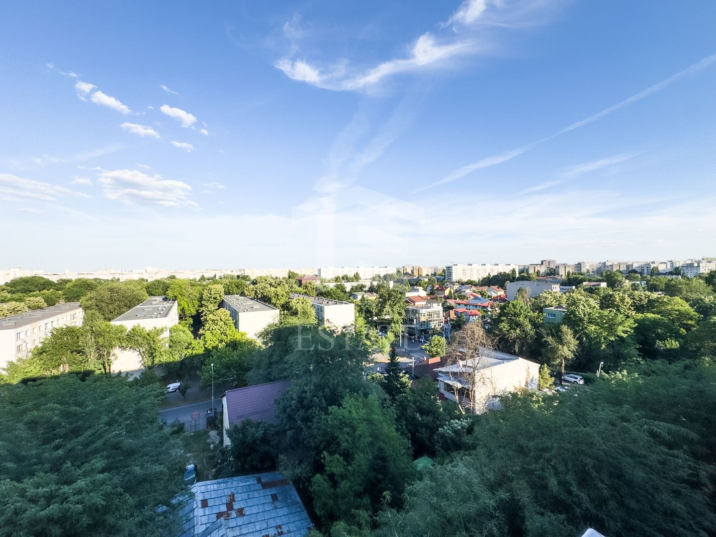 Apusului | Str Lacul Zanoaga | Pta Gorjului | Ghirlandei | 3 camere - Poză 1