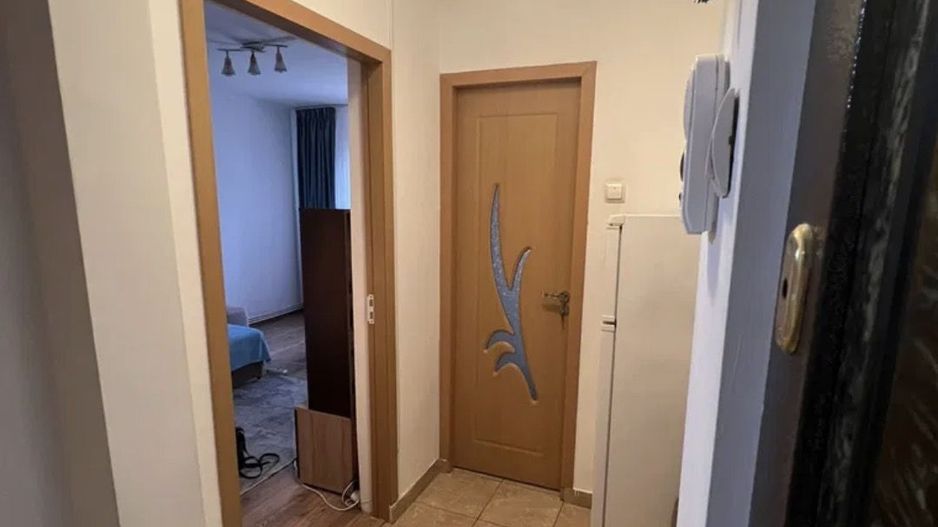 Garsoniera centrala proprie bloc 1980 Gorjului, Lujerului - Poză 4