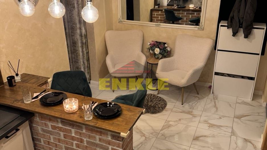 De vânzare apartament 2 camere decomandat, complet mobilat și utilat - Poză 5