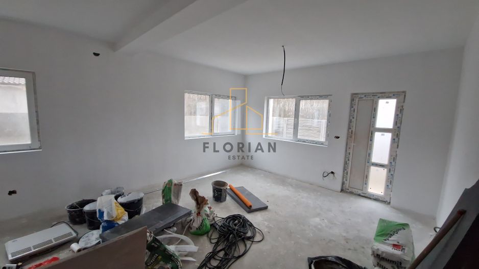 Duplex cu 3 domitoare si bucatarie inchisa, Mosnita Noua - Poză 3