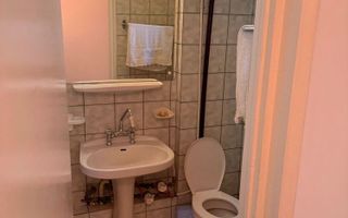 Închiriez Apartament cu 3 camere decomandat, parcare inclusă, metrou Dristor 🚗 - Poză 6