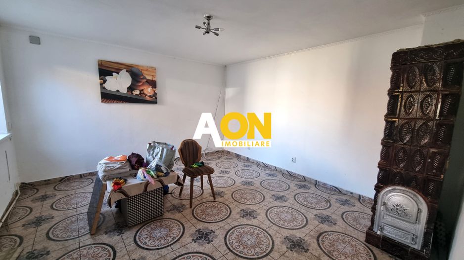 De vanzare casa 5 camere, 1092mp teren, Vintu de Jos - Poză 11