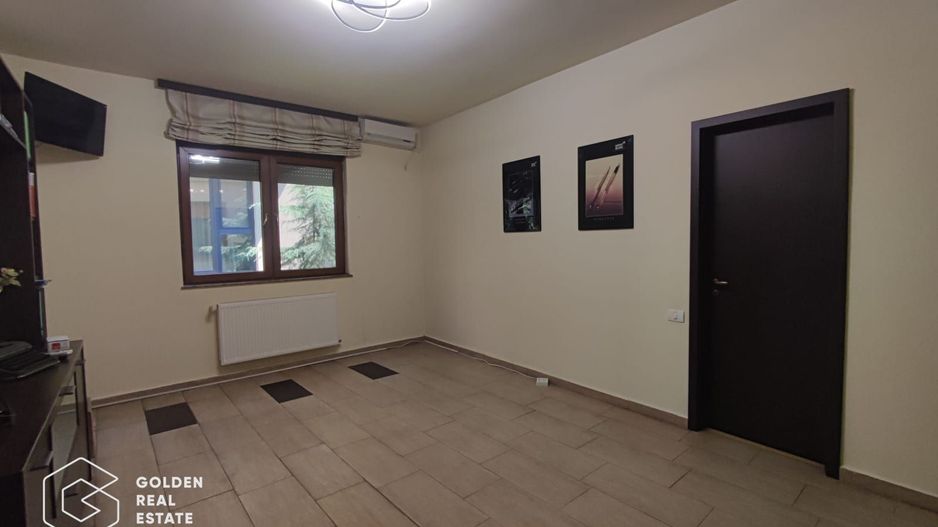 Spatiu cu multiple destinatii, 4 camere, locuri de parcare, Intim - Poză 6