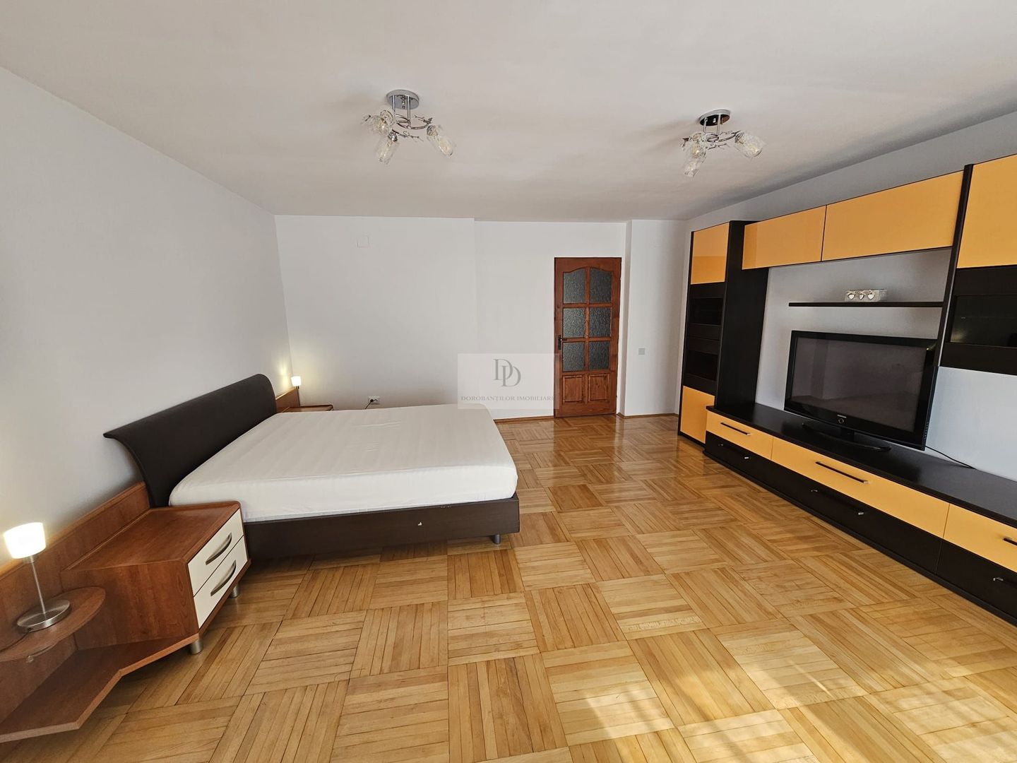 Apartament 4 camere de închiriat | Garaj + Parcare | Zorilor - Poză 2