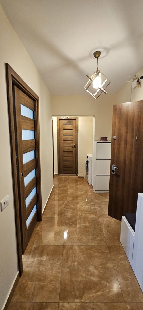 Închiriez apartament 2 camere modern, Piața Muncii, metrou 3minute - Poză 7
