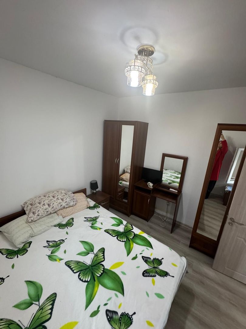 Casă de vânzare – Strada Crinului - Poză 8