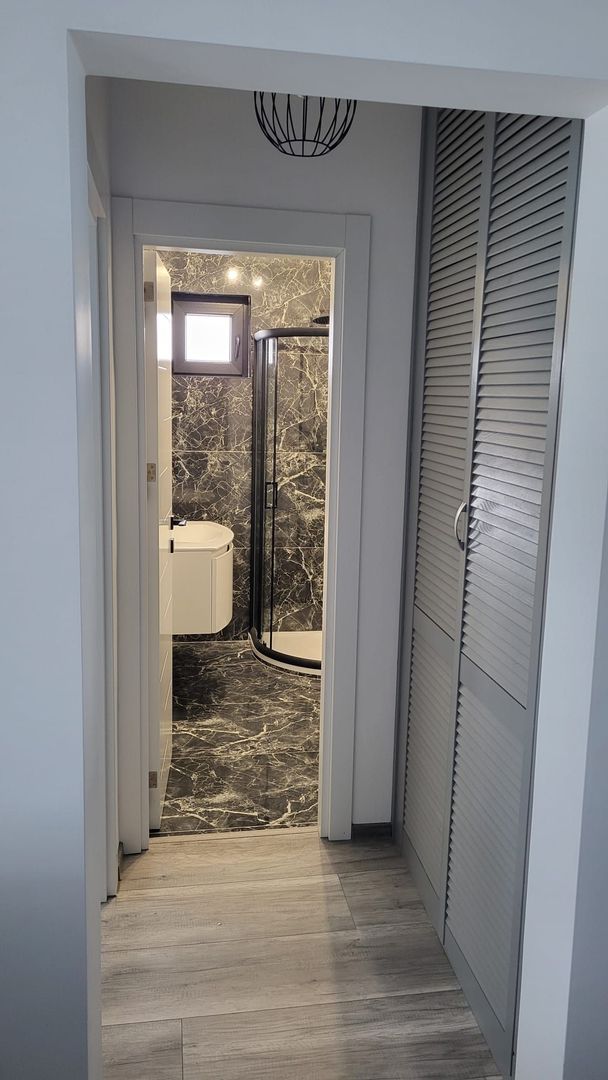 De inchiriat apartament cu 2 camere la Papadie, etaj 3, renovat, 550 E - Poză 9