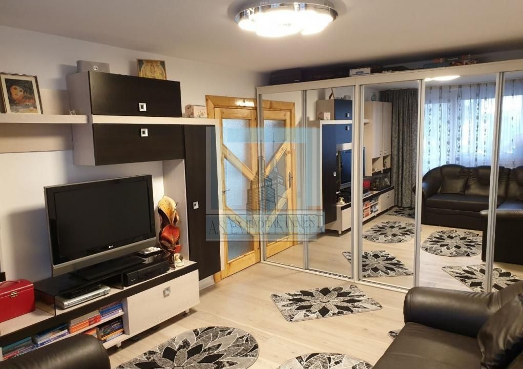 Ap 4 camere, 2 bai, mobilat-utilat - zona Tractorul - Poză 19