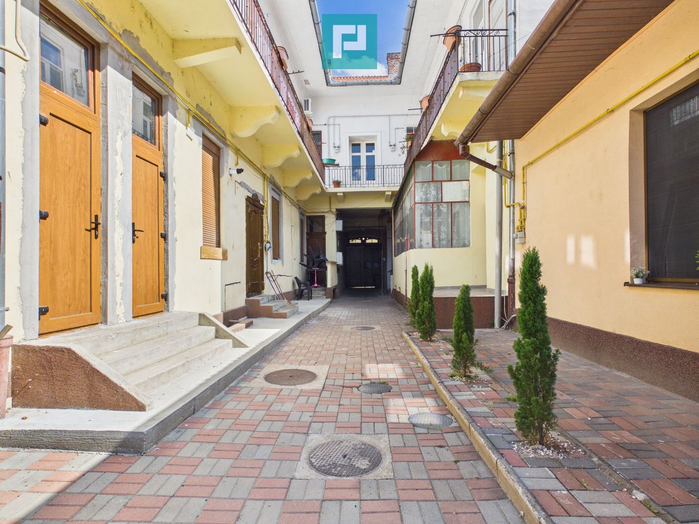 Apartament spațios cu 3 camere, zona centrală - Poză 24