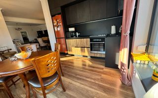 Casă modernă de vânzare în Tocile, Sibiu – 240 mpu si 600 mp de teren - Poză 16