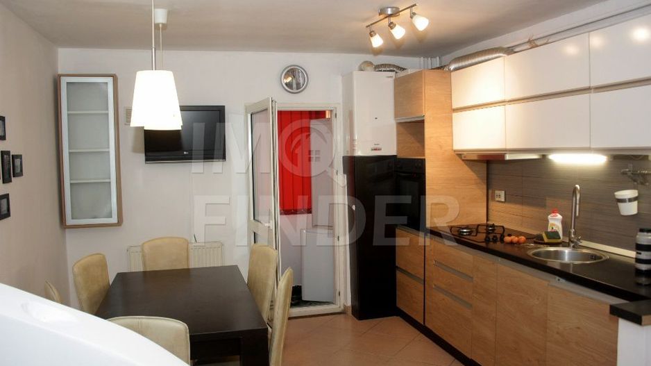 Vanzare apartament 2 camere Zorilor zona Gh. Dima - Poză 1