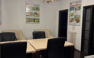 Apartament 3 camere, parter, Piața Romană – ideal locuință sau birou - Poză 3