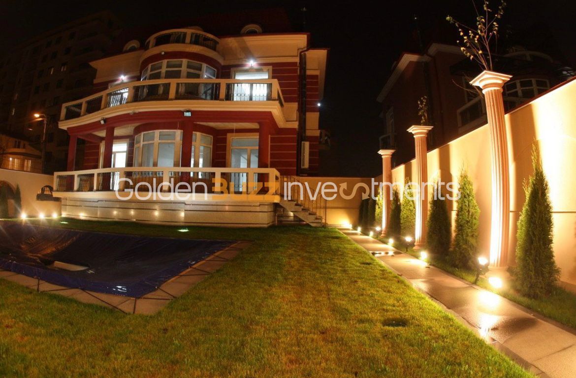 VILA DE LUX CU PISCINA IN ZONA HERASTRAU - Poză 3