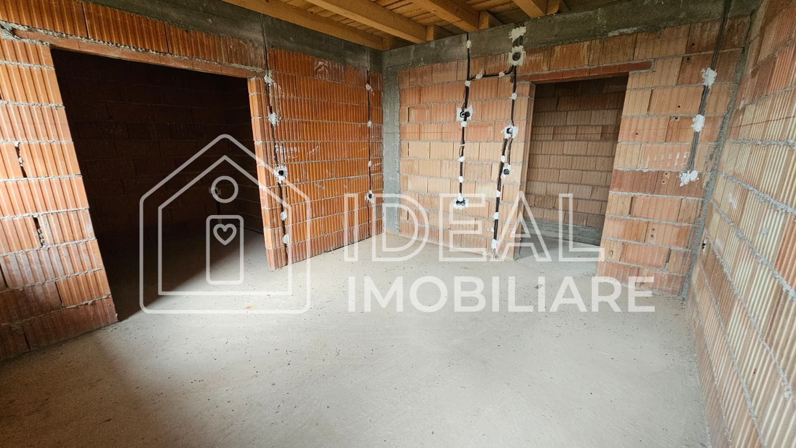 Casă individuală de vânzare – 263 mp utili – teren 500 mp – garaj dublu – Cartie - Poză 10