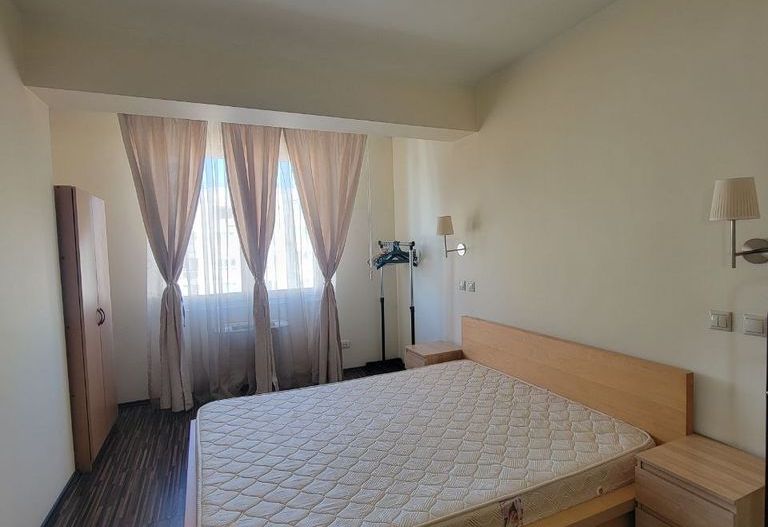 Apartament 2 camere - mobilat si utilat - Decebal, 77 mp,  parcare inclusa - Poză 7