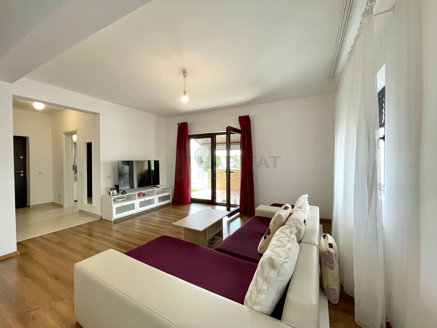 Casa 2 camere in Complex Rezidential Tunari | Lacul Pasarea - Poză 25