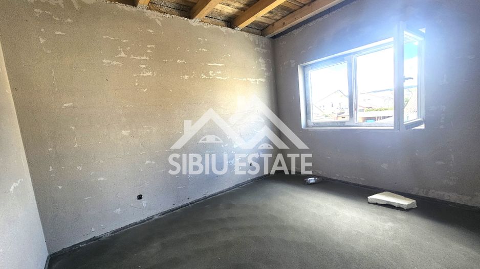 Casa 5 camere,  casa noua curte mare - Poză 12