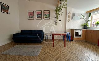 Casa de vanzare cu 3 camere zona Centrala, Oradea - Poză 2