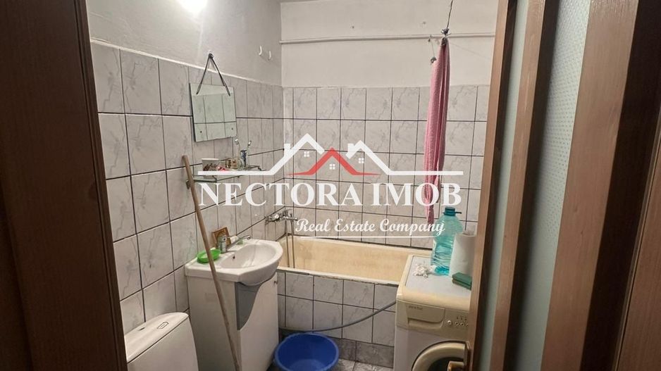NECTORA IMOB-Apartament 3 camere, 2 bai, Decomandat, Str. Romana, 78mp - Poză 6