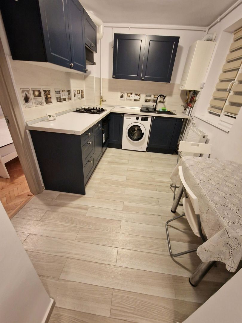 Apartament 2 camere decomandat etaj 3/4 zona Calvaria - Poză 4