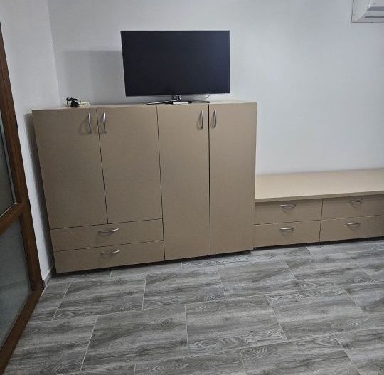 Garsonieră cochetă Titan, etaj 3/4, zonă liniștită - Poză 2