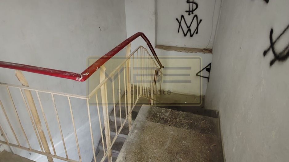 Sf. Lazar- Spatiu comercial la bulevard- vad/ trafic pietonal intens ! - Poză 2