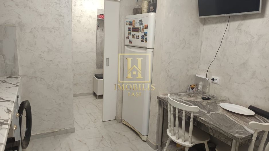 Apartament renovat 2 camere Dec 52 mp Tatarasi 93900 euro - Poză 12