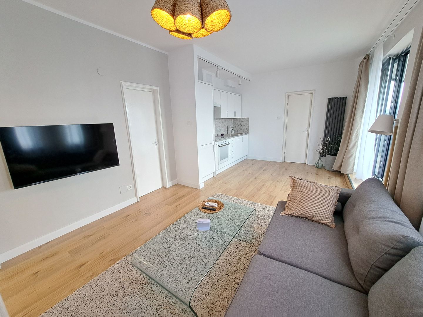 Apartament cu 2 camere + terasa priveliste minunata - parc Cismigiu - Poză 1