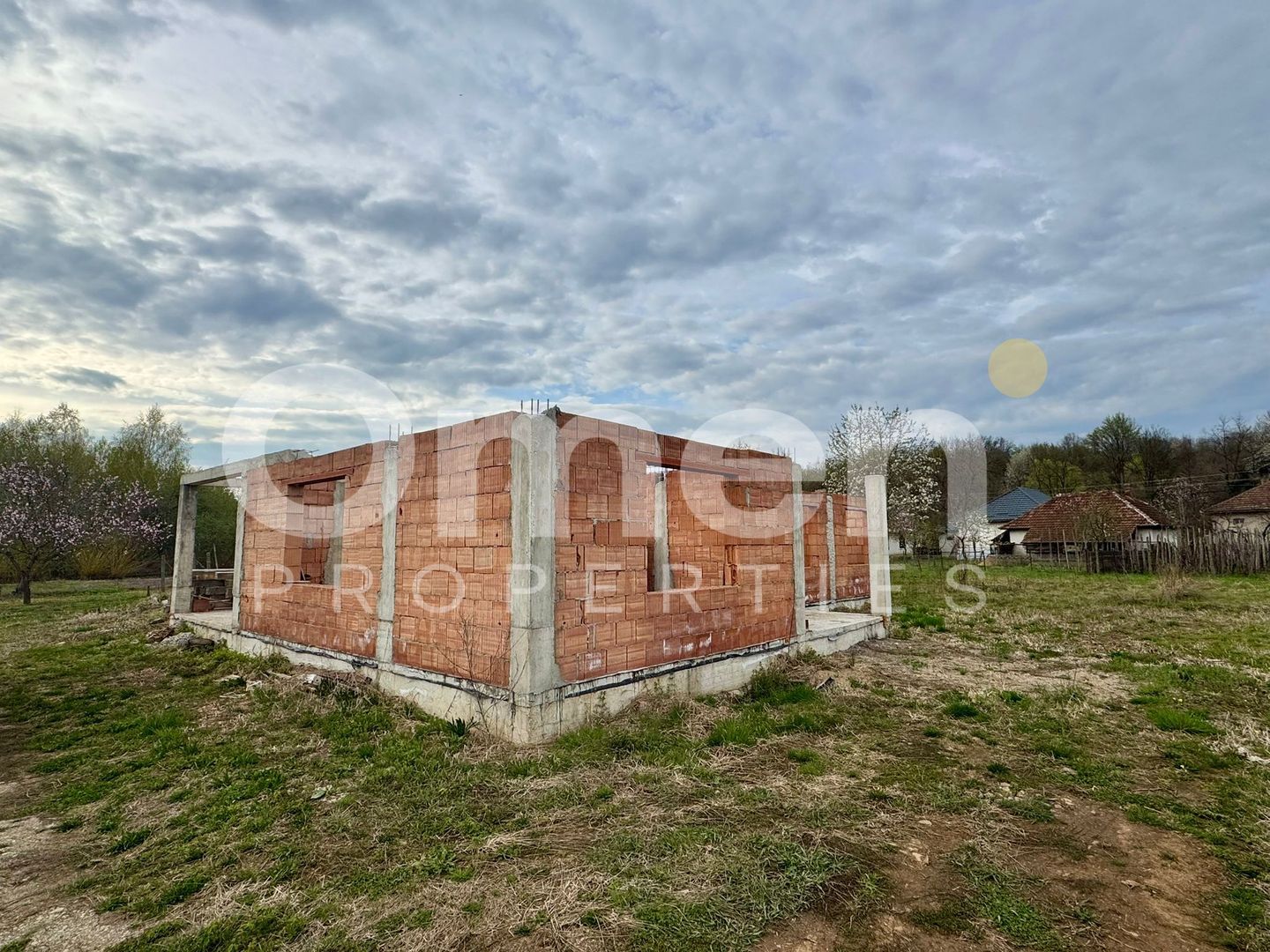 Casă la roșu de vânzare | un singur nivel | ieșire Tăuții Măgherăuș | - Poză 3