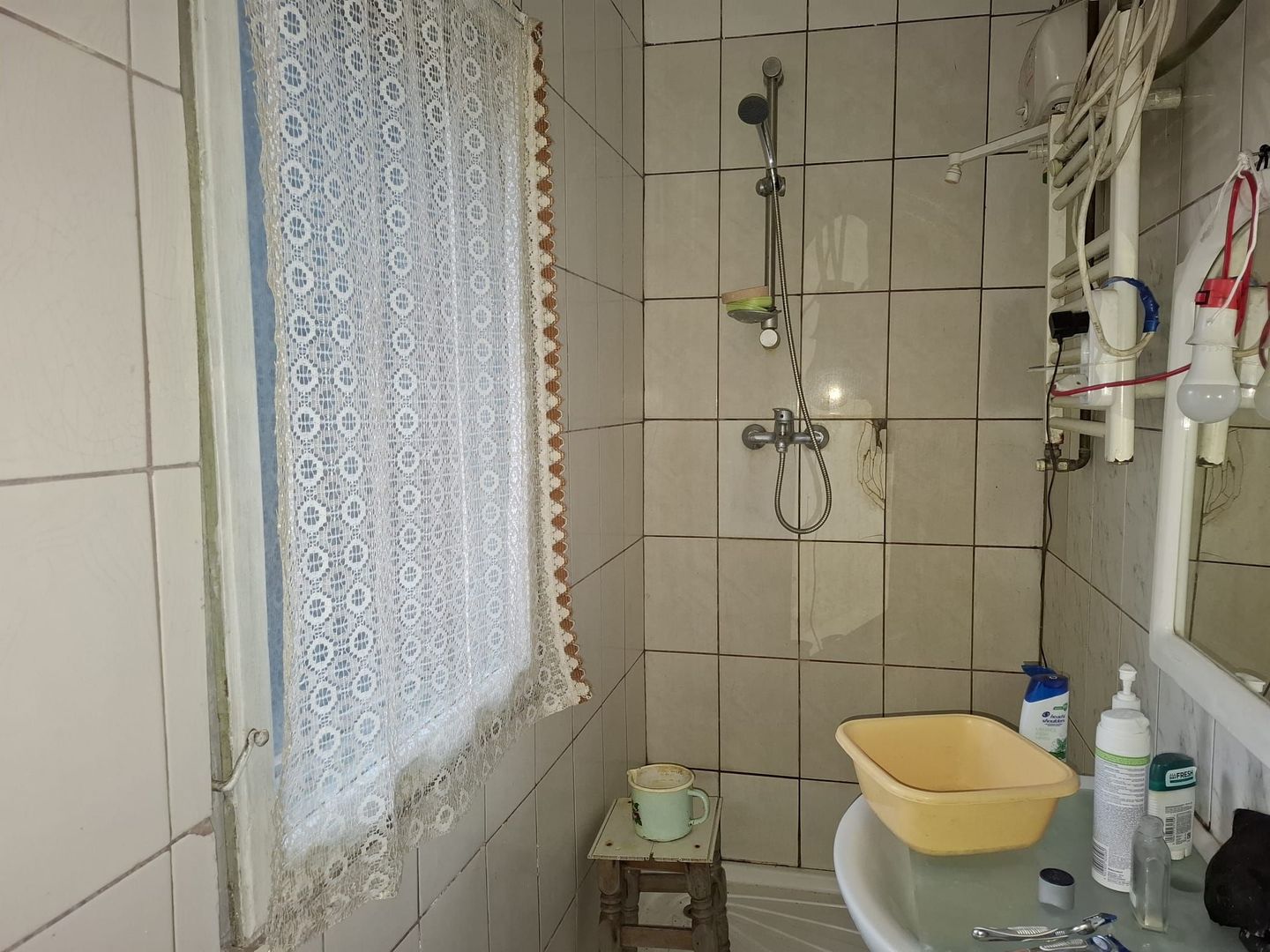 URGENT!, vila singur curte, TEREN IN PROPRIETATE, libera, NEGOCIABIL - Poză 13