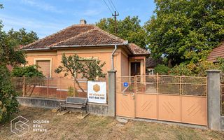 Casa 4 camere, anexe, teren 1349 mp, Galsa - Poză 1