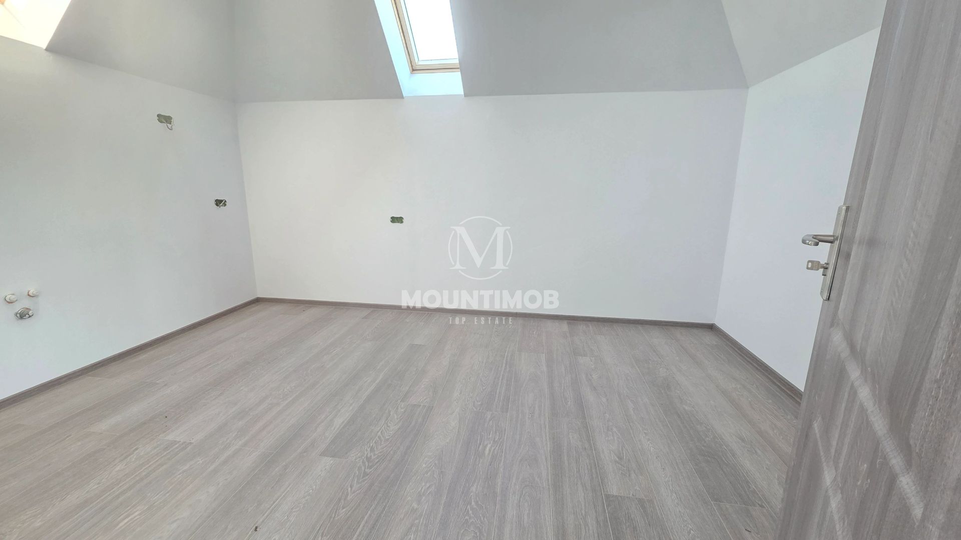 Studio spațios, ideal lnvestitie, priveliște, Bartolomeu/Brasov - Poză 4