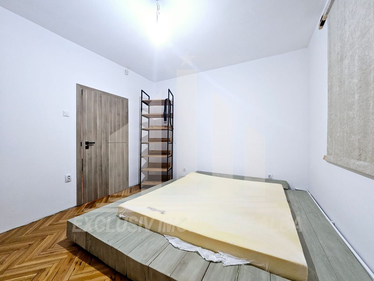 Casa individuala de inchiriat, Cetate - Poză 6