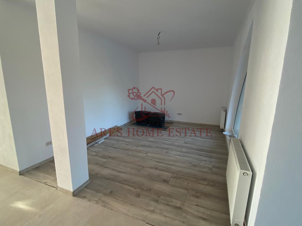 Casă 5 camere, 2 niveluri, intrări și utilități separate – Șag - Poză 16