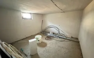 Casa individuala cu 4 camere, 2 bai, terasa, 800mp teren, Sp+P+1E - Poză 21