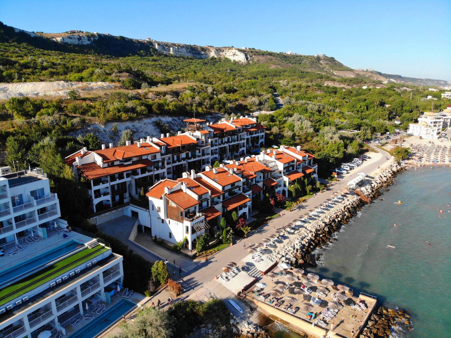 Apartamente cu 2 si 3 camere ideal investitie cu vedere superba Bulgaria Balcic - Poză 12