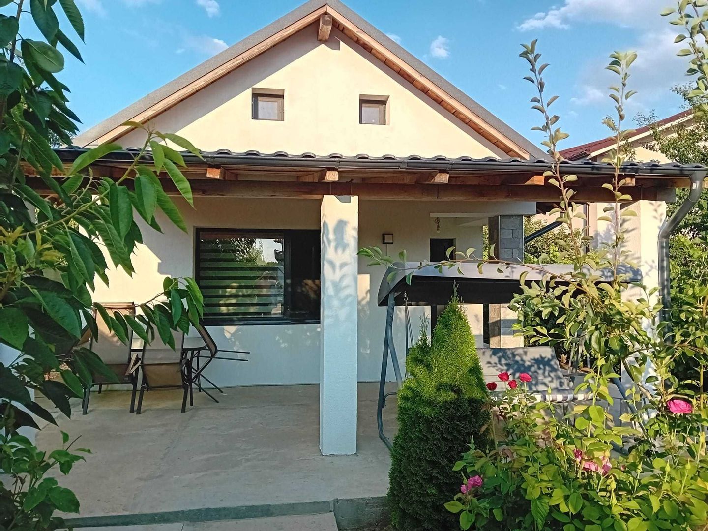 Casă modernă, construită în 2022, de vânzare în Galați – zona Arcasilor - Poză 1