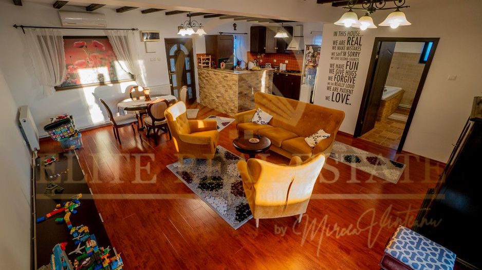 Cumpana - Casa Ideală pentru două familii. - Poză 24