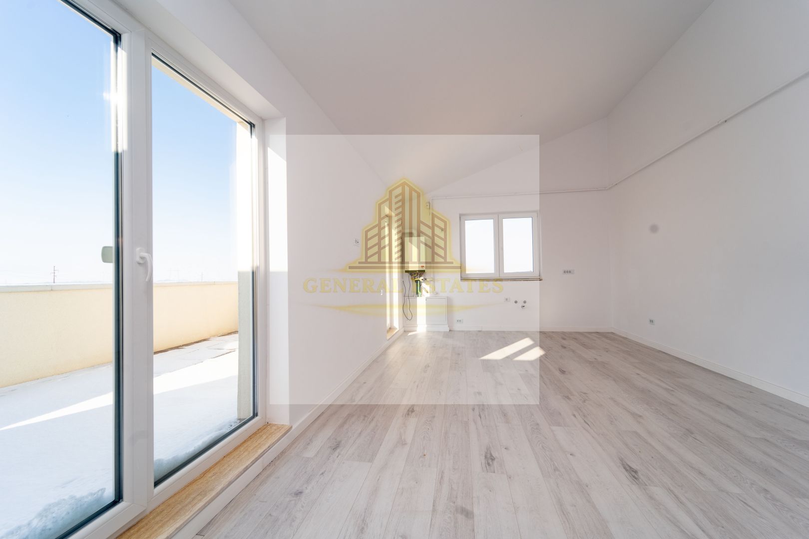 Penthouse cu 3 camere - Poză 6