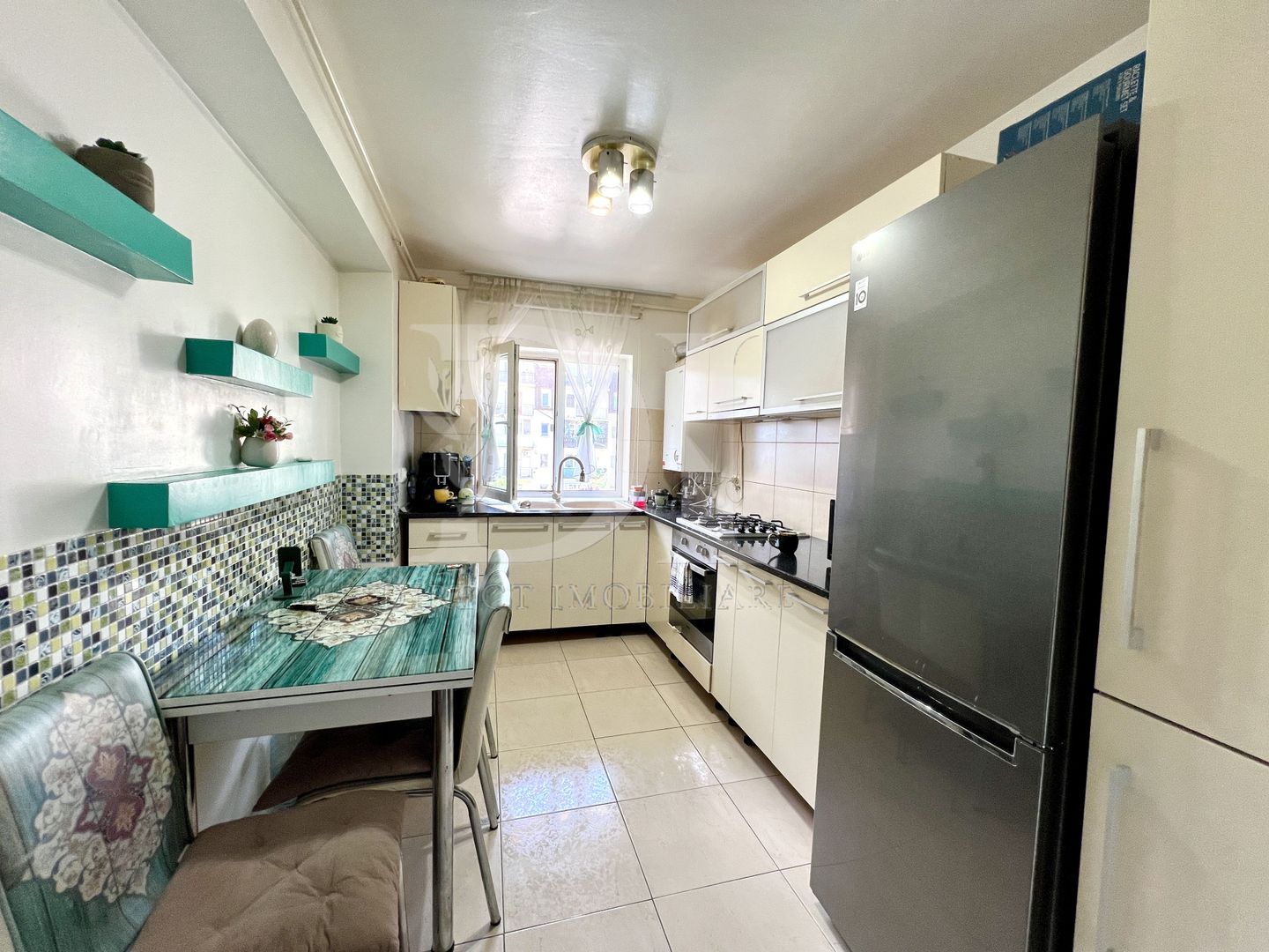 Apartament doua camere | Etaj intermediar | Zona Florilor - Poză 2