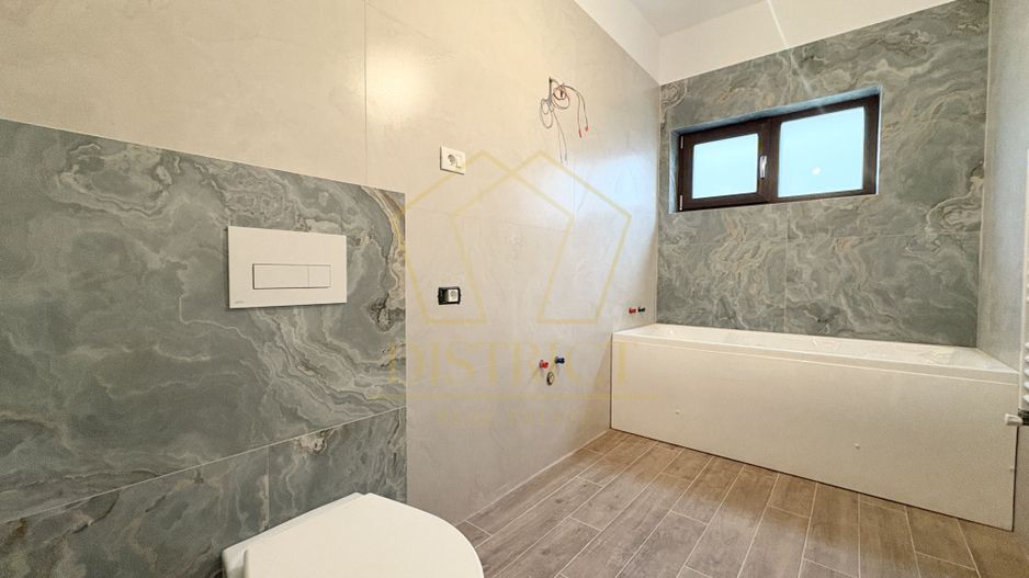 Duplex superb cu 4 camere si 3 bai | Giroc | Hotel IQ - Poză 11