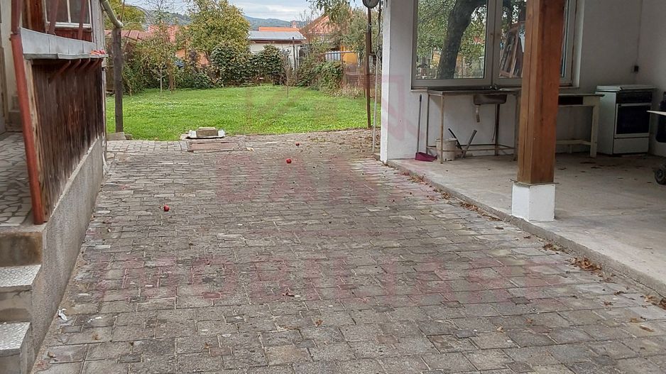 CASĂ P+E, 360 MP, 5 CAMERE\ OȚELU-ROȘU\ZONA GAI - Poză 18