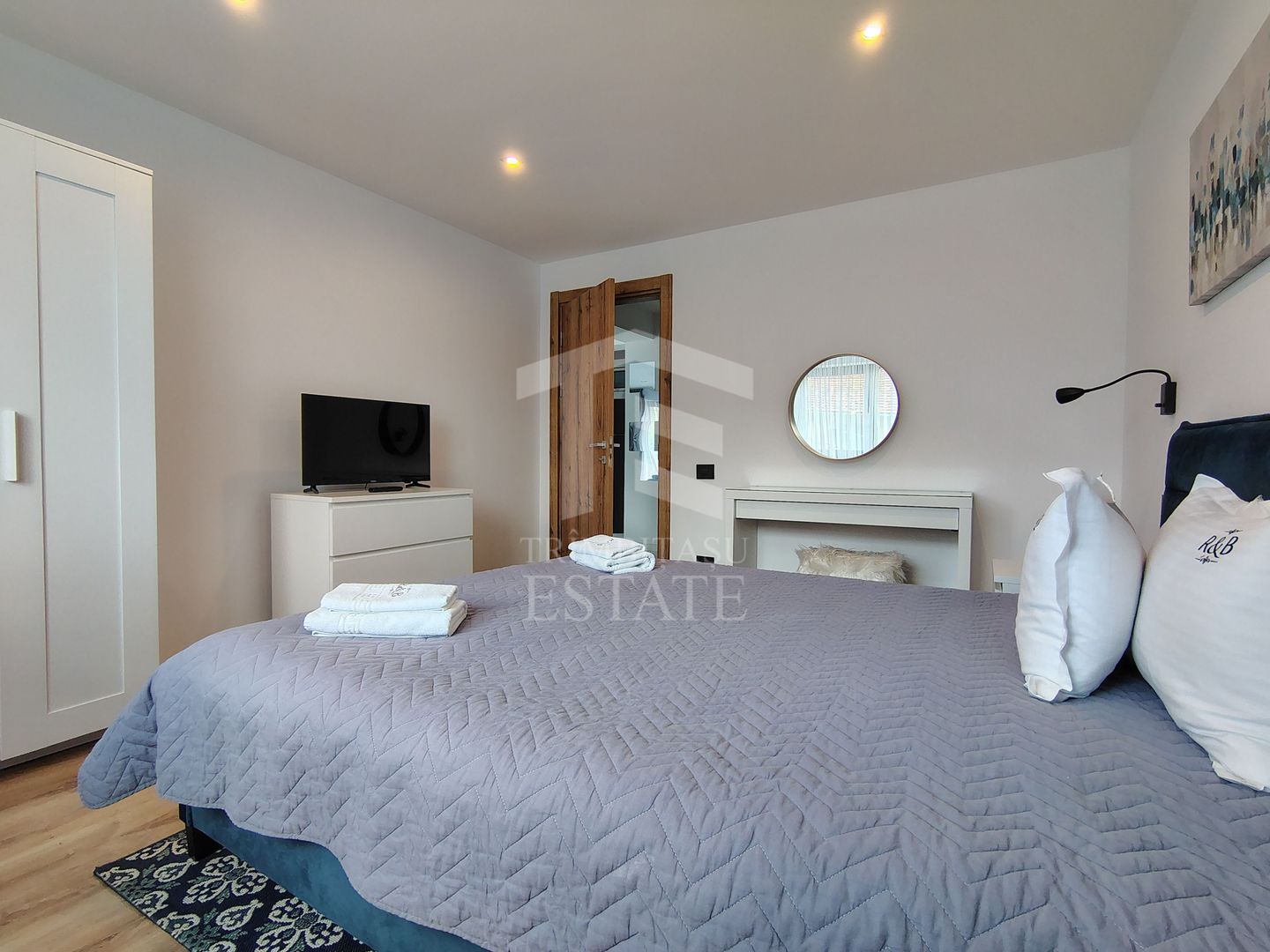 Mobilat utilat integral MODERN | Terasa 36 mp | Predeal - Poză 13