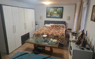 Casa de vanzare 2 apartamente separate garaj si curte zona piata Cluj - Poză 18