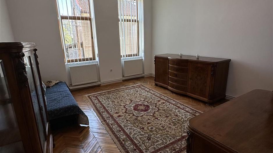 Spatiu comercial zona Petofi - Poză 1