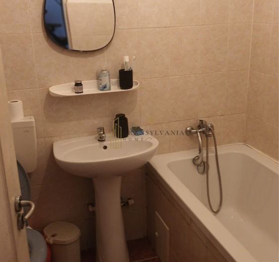 🏡 Apartament la mansardă – 46 mp – 10 minute de Centrul Istoric - Poză 7